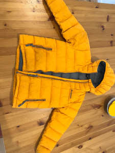 MacPac down feather kids jacket size 6 orange