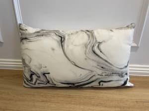 Marble looking cushion
