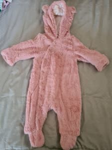 3-6 months (size 00) pink bear suit Pumpkin patch