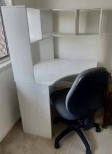 Student / Home Office Desk & Chair
