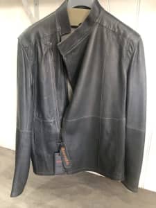 Jacket BOSS Reversal Leather Jacket Size 54
