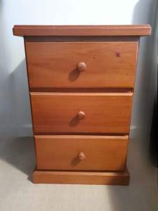 Wooden bedside table / small drawer unit