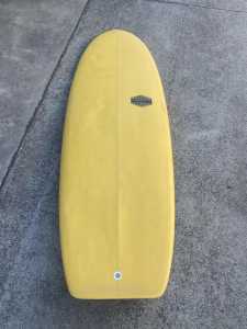 Surfboard, 5’2 Sanctum Mini Simmons