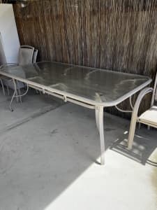 Glass outdoor table with 6 seats