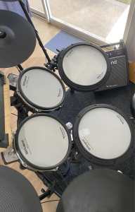 ROLAND TD-17KVX Electronic Drum Kit (with upgraded toms)