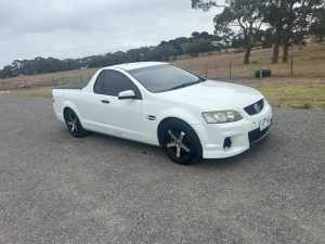 2010 HOLDEN COMMODORE VE MY10 4 SP AUTOMATIC UTILITY, 2 seats