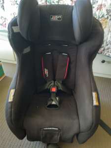 Mothers Choice convertible car seat for 0-4 year old