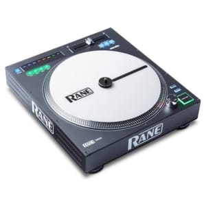 Dj turntables and mixer