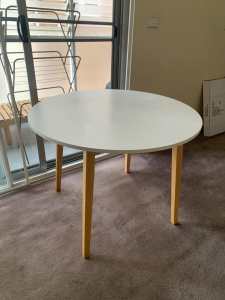 4 seater round dining table (Kmart) with tablecloth
