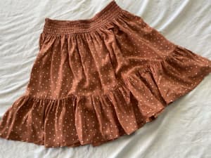 Ladies Size S Rip Curl Skirt