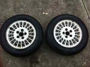 2x alloy wheels 205/65/15 inch ford 96 model suit trailer etc good