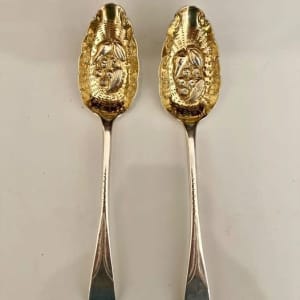2 Georgian Scottish silver fruit spoons, Edinburgh, 1791