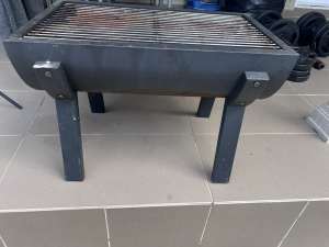Charcoal bbq with heat beads
