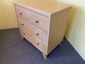 Chest of drawers - MOVING HOUSE- must go !!!!