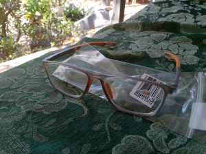 Brand new reading glasses minus -2.0, designer look, lightweight 