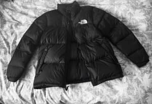 Stay Warm, Look Cool: Get Your North Face Puffer Jacket Today