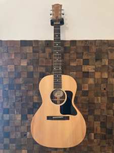 GIBSON GEN COLLECTION G45 SOLD / G200 SOLD / GOO $1290 QUICK SALE