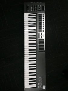 FR-77107 EDIROL by ROLAND MIDI KEYBOARD CONTROLLER
