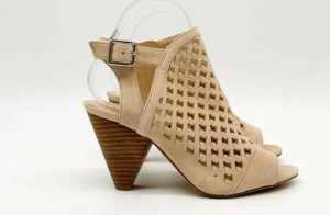 Vince Camuto designer woman’s shoes. Size 8