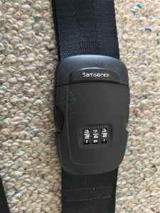 Samsonite adjustable luggage strap with combination lock: As New.