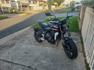 Triumph 660 Trident with low kms and $3500 extras