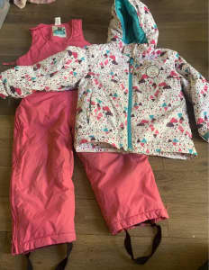 Decathlon kids girls snow ski jacket and bib pant set 3yo