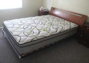 PRICE DROP Sleepmaker Queen Hi-top mattress bed on solid metal frame