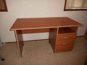 NEW DESK FOR SALE