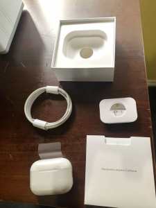 Apple generation 2 pro AirPods with MagSafe charging case- white