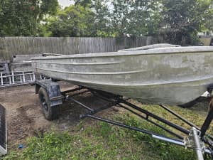 Boat / tinny 12 foot long 3 seat v nose and trailer