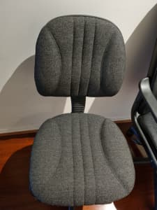 Clean Office Chair, Like New $30. P/up Bundoora 3083