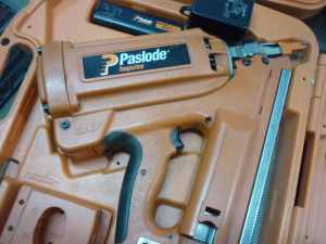Nail Gun, Paslode impulse cordless30 degree Framing gun