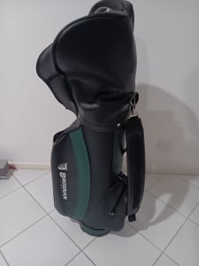 Brosnan Golf Bag with carry strap