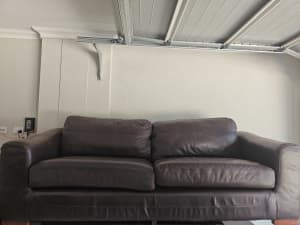 2 Seater Sofa(2100Lx800Wx600H mm)