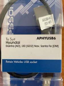 Aerpro APHYUSB6 - NEW - retains vehicle USB socket