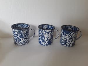 Vintage Marbled Blue and White Enamelware Mugs x 3