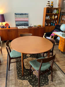 Mid Century TH Brown Teak Oval Extendable Dining Table