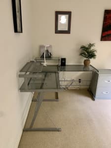 Large Glass Office Computer Table L Shape