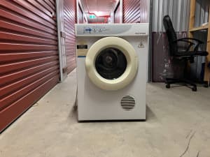 Clothes Dryer Fisher & Paykel