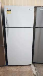 WESTINGHOUSE 421LTS WHITE TOP MOUNT REFRIGERATOR