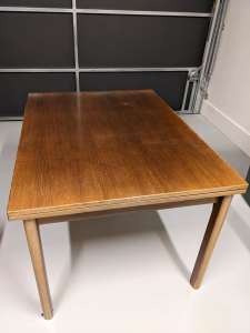 Solid Wood Extendable Table - Walnut
