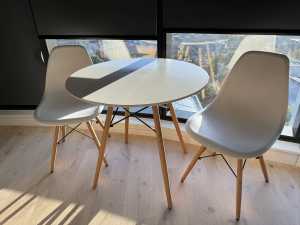 2 x Dining Chairs in white