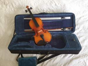 1/2 size solid wood student violin package