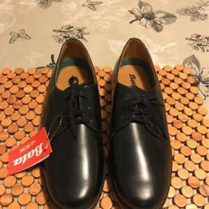 Brand new, genuine leather, BATA brand school shoes. Size 8 US