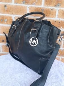 Michael Kors black leather tote shoulder bag.