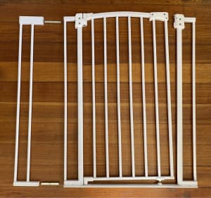 TALL METAL SAFETY GATE & EXTENSION x 1