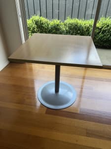 Small square table metal base
