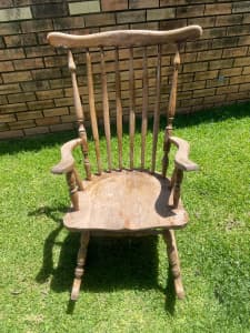 novoles rocking chair