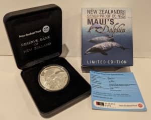 New Zealand 2010 $5 Silver Proof Coin Mauis Dolphin