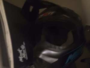 Motorcycle helmet s